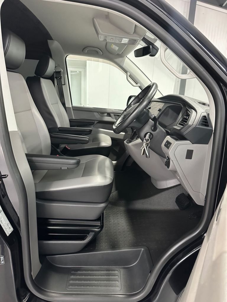 Used Volkswagen Transporter 2022 for sale - 76338618: Photo 10