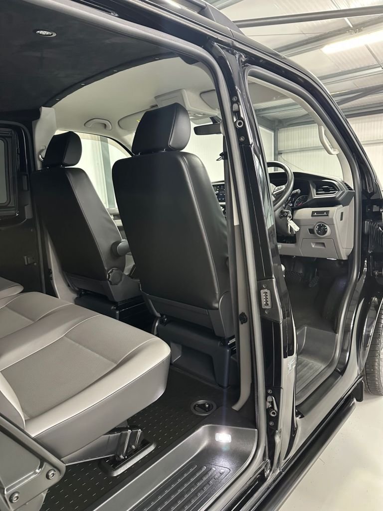 Used Volkswagen Transporter 2022 for sale - 76338618: Photo 14