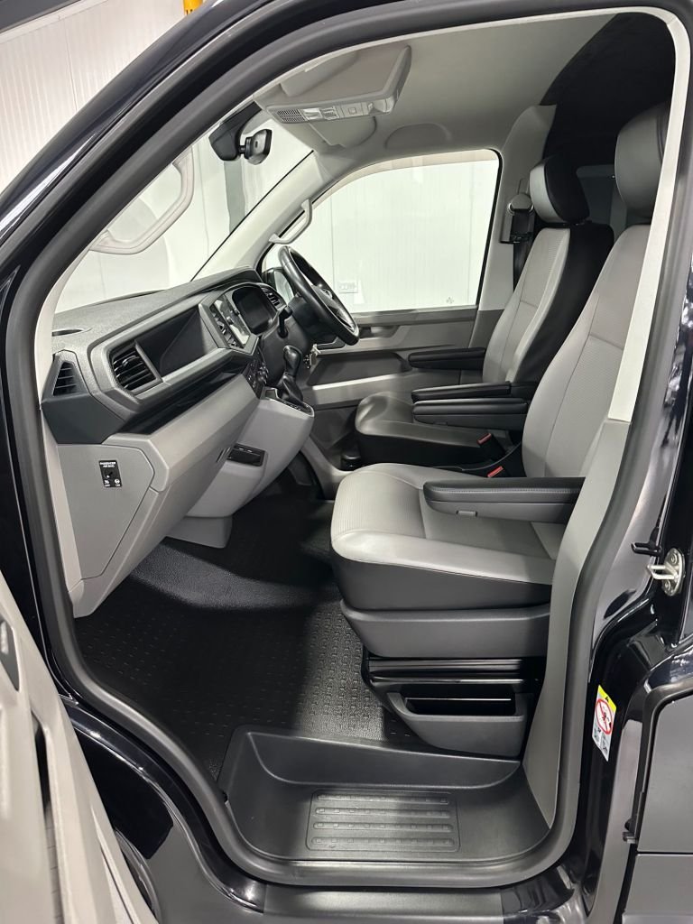 Used Volkswagen Transporter 2022 for sale - 76338618: Photo 16