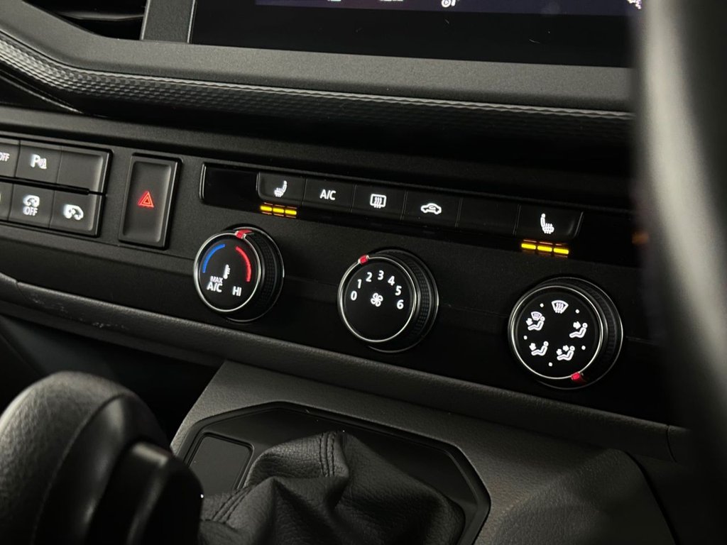 Used Volkswagen Transporter 2022 for sale - 76338618: Photo 29