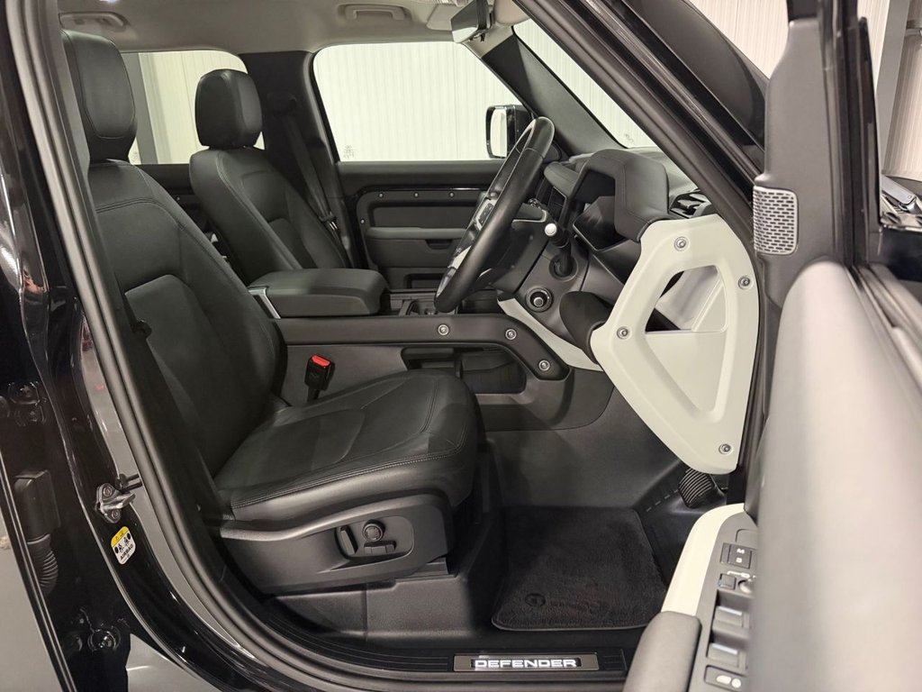 Used Land Rover Defender 2024 for sale - 77765335: Photo 10