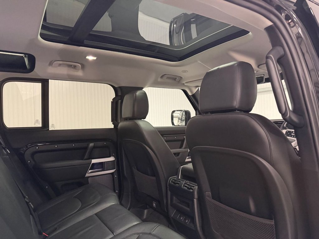 Used Land Rover Defender 2024 for sale - 77765335: Photo 12