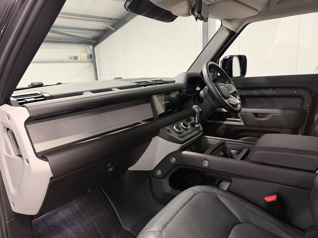 Used Land Rover Defender 2024 for sale - 77765335: Photo 14