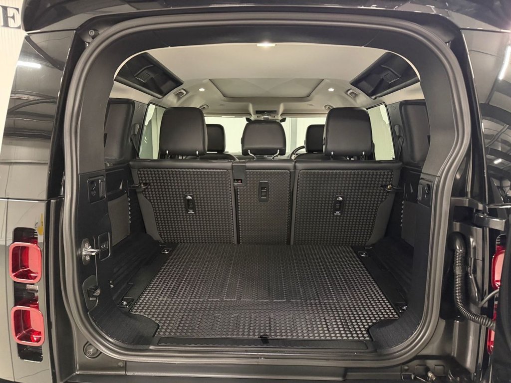 Used Land Rover Defender 2024 for sale - 77765335: Photo 40