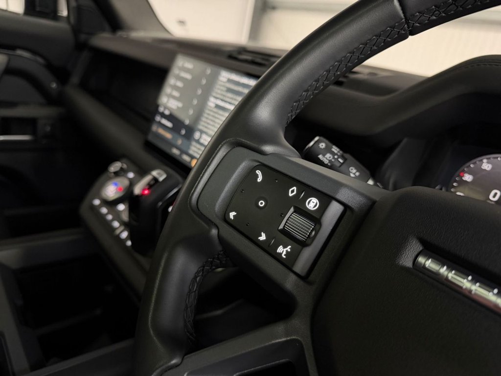 Used Land Rover Defender 2025 for sale - 77841415: Photo 27