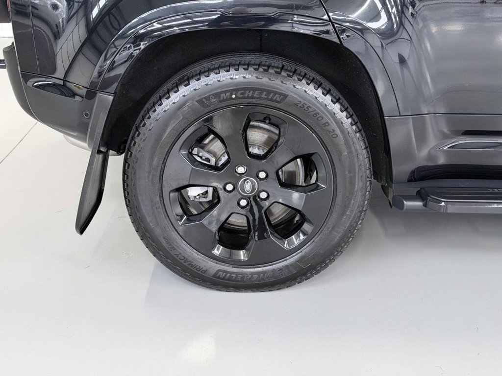 Used Land Rover Defender 2025 for sale - 77841415: Photo 32