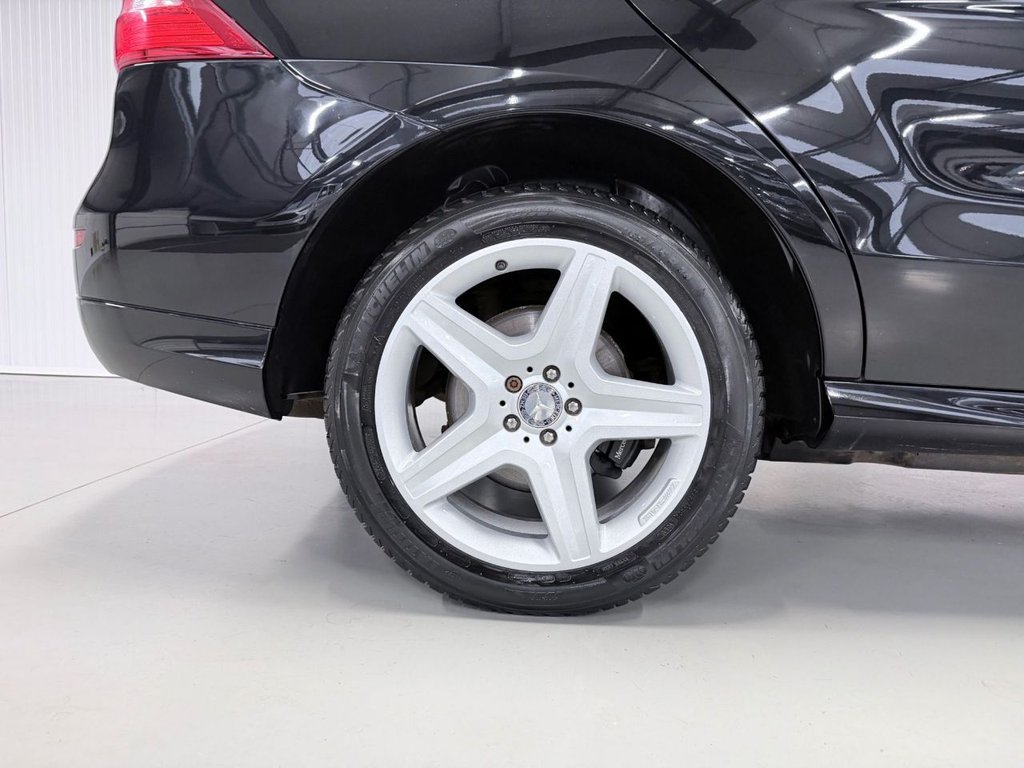 Used Mercedes-Benz M Class 2015 for sale - 76711341: Photo 30