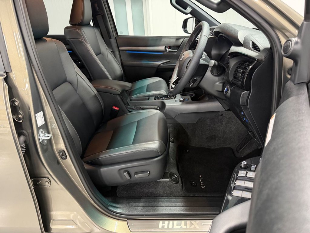 Used Toyota Hilux 2026 for sale - 78030301: Photo 11