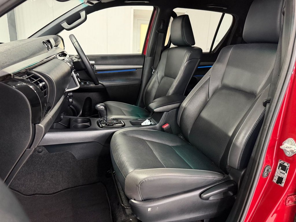 Used Toyota Hilux 2023 for sale - 77920546: Photo 14