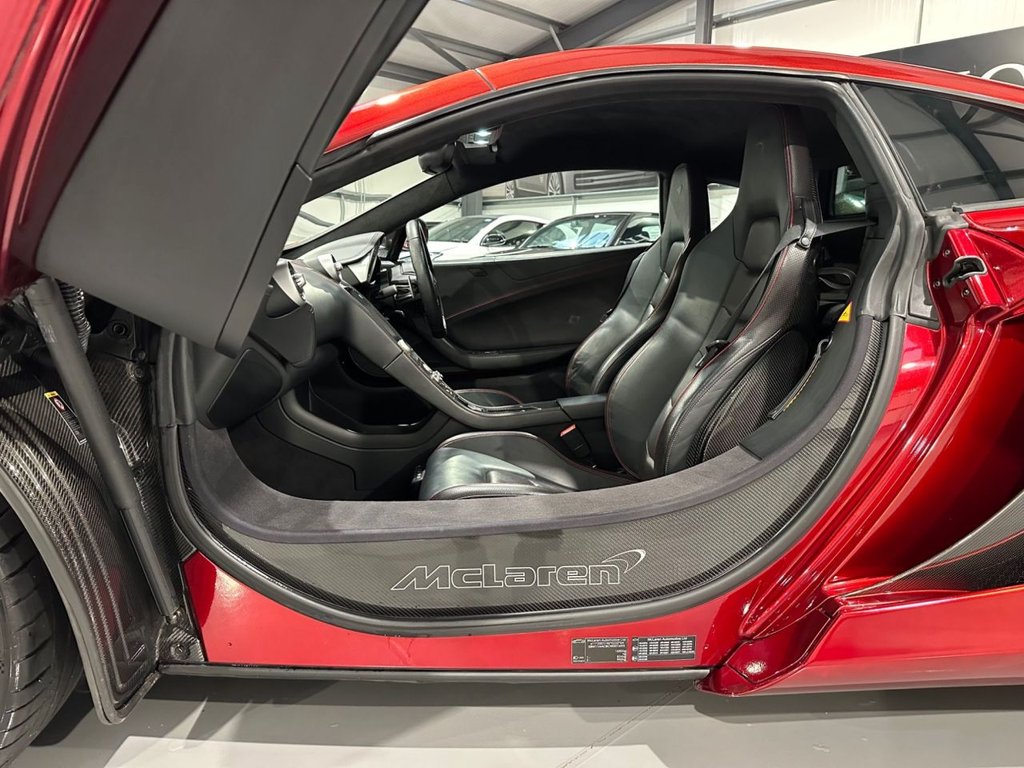 Used McLaren MP4 2013 for sale - 76039782: Photo 15