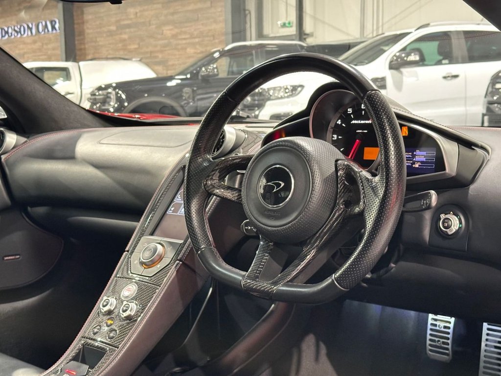 Used McLaren MP4 2013 for sale - 76039782: Photo 9