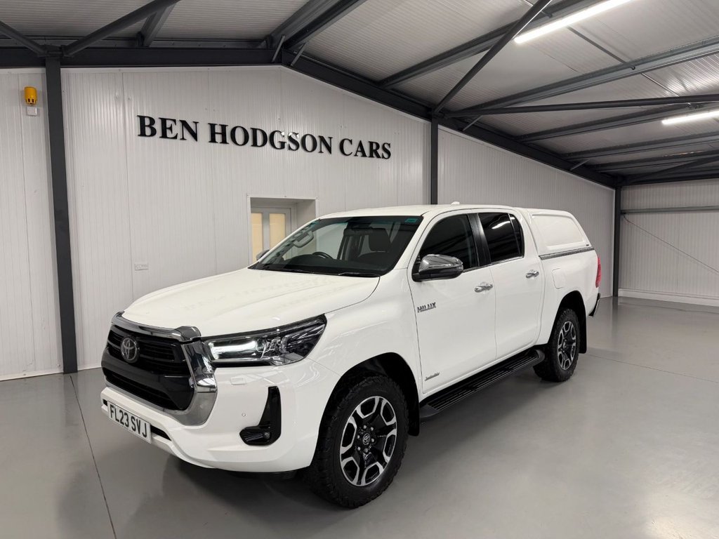 Used Toyota Hilux 2023 for sale - 77067589: Photo 2