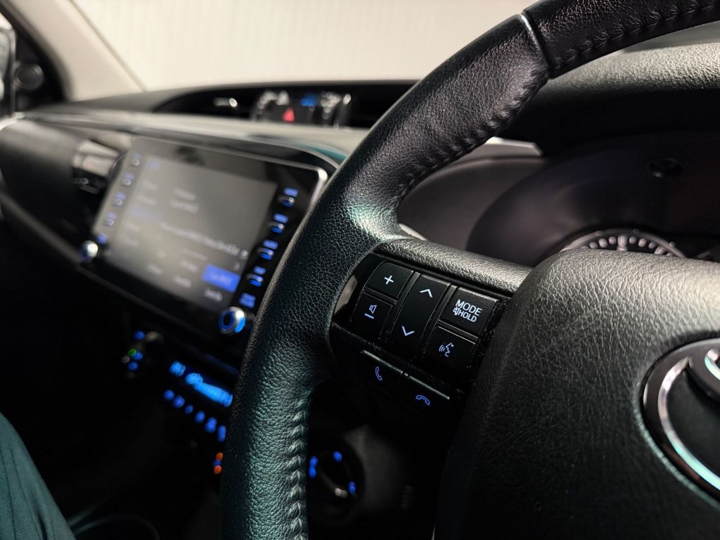 Used Toyota Hilux 2023 for sale - 77067589: Photo 20