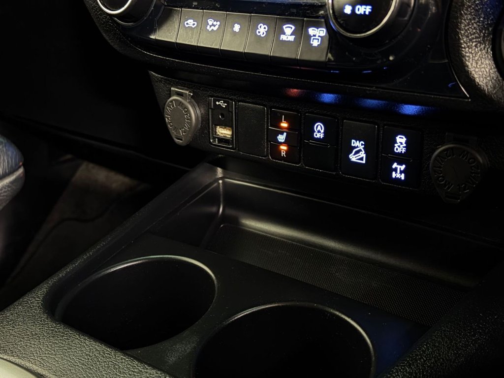 Used Toyota Hilux 2023 for sale - 77067589: Photo 23