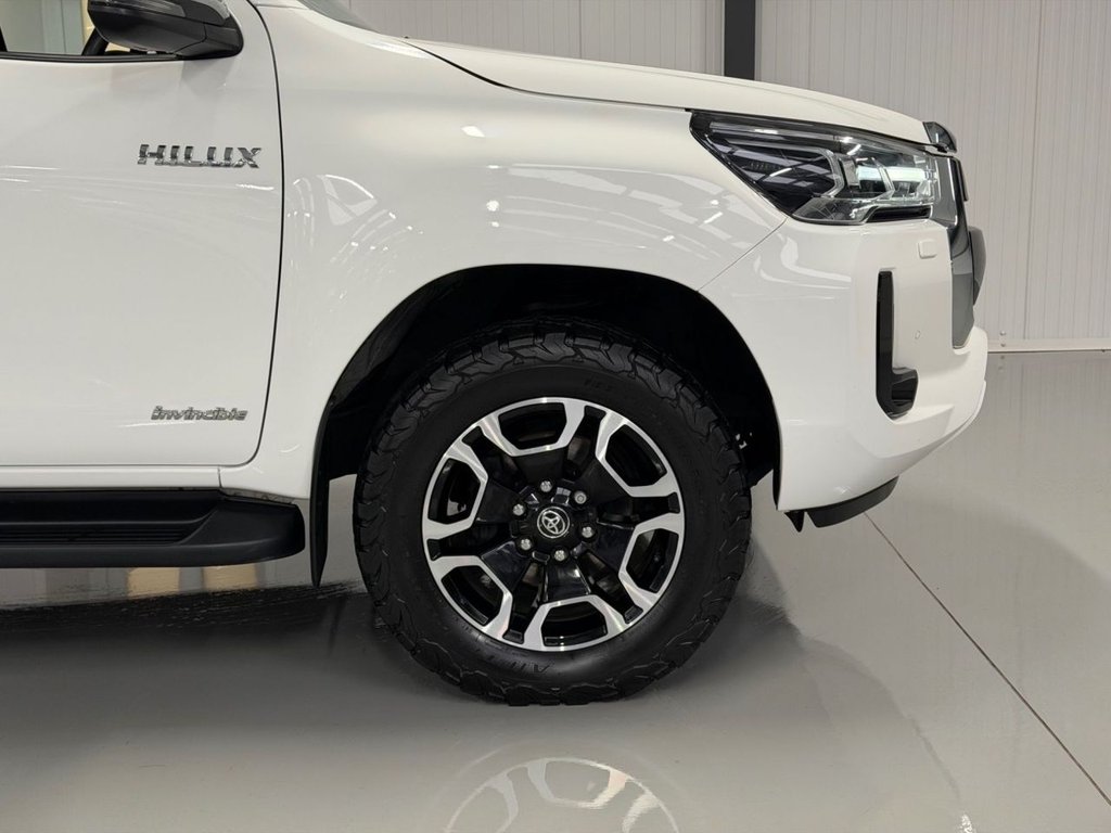 Used Toyota Hilux 2023 for sale - 77067589: Photo 30