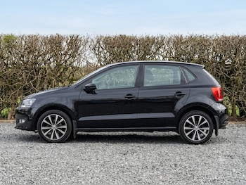 Used Volkswagen Polo 2011 for sale - 79154226: Photo