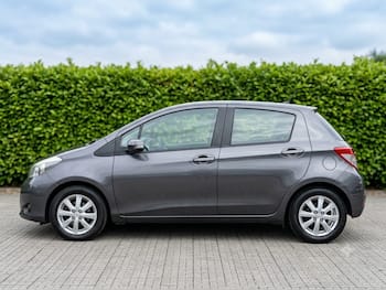 Used Toyota Yaris 2012 for sale - 79826270: Photo