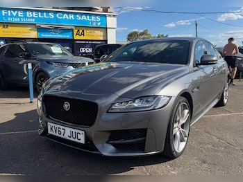 Used Jaguar XF 2017 for sale - 79487740: Photo