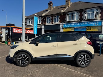 Used Renault Captur 2017 for sale - 79519698: Photo