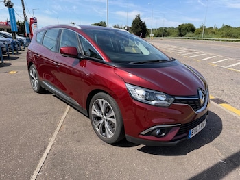 Used Renault Grand Scenic 2017 for sale - 79091316: Photo