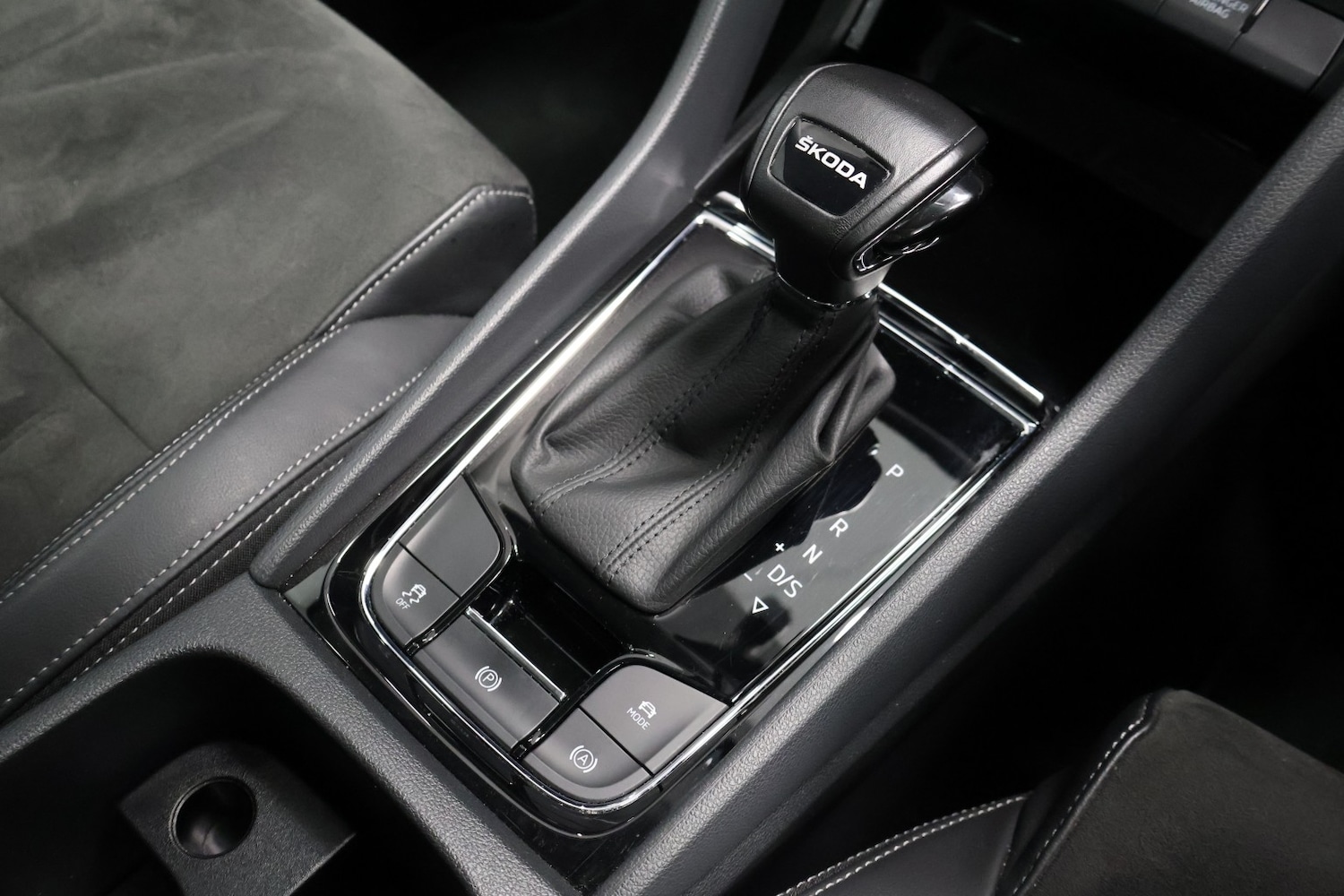 Used Skoda Karoq 2022 for sale - 77707242: Photo 28