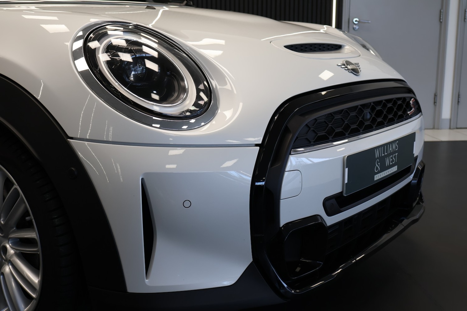 Used MINI Hatch 2023 for sale - 77595286: Photo 13