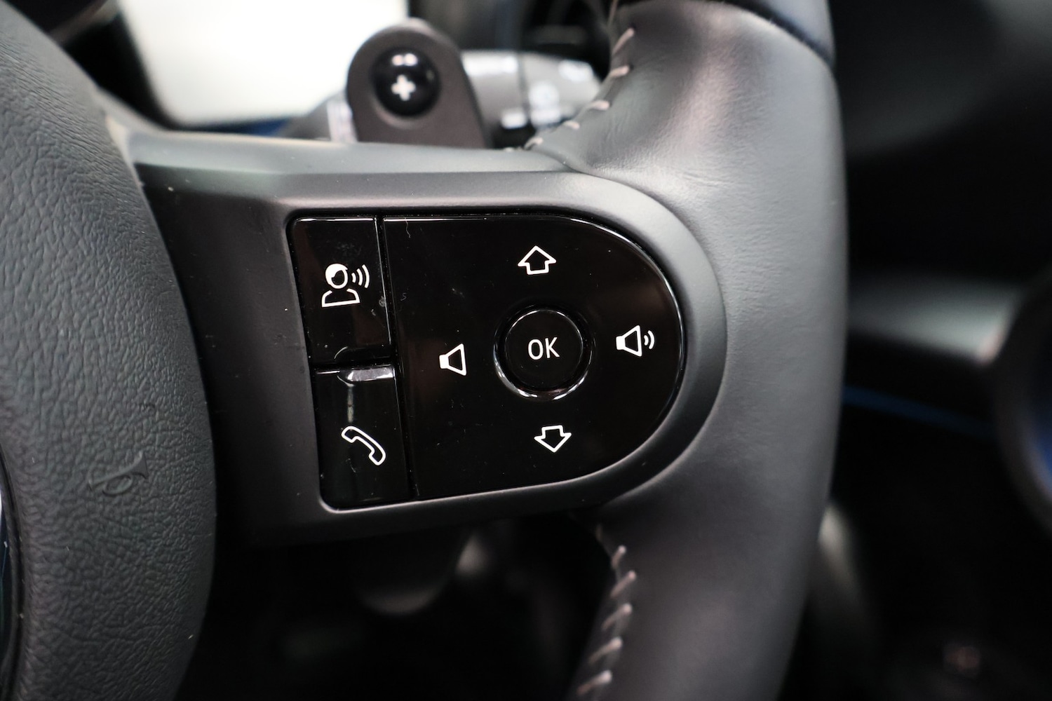 Used MINI Hatch 2023 for sale - 77595286: Photo 40