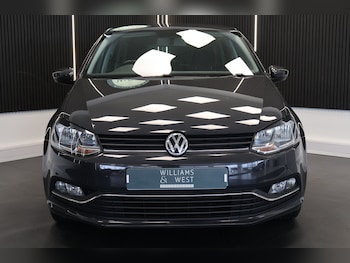 Used Volkswagen Polo 2016 for sale - 77636909: Photo