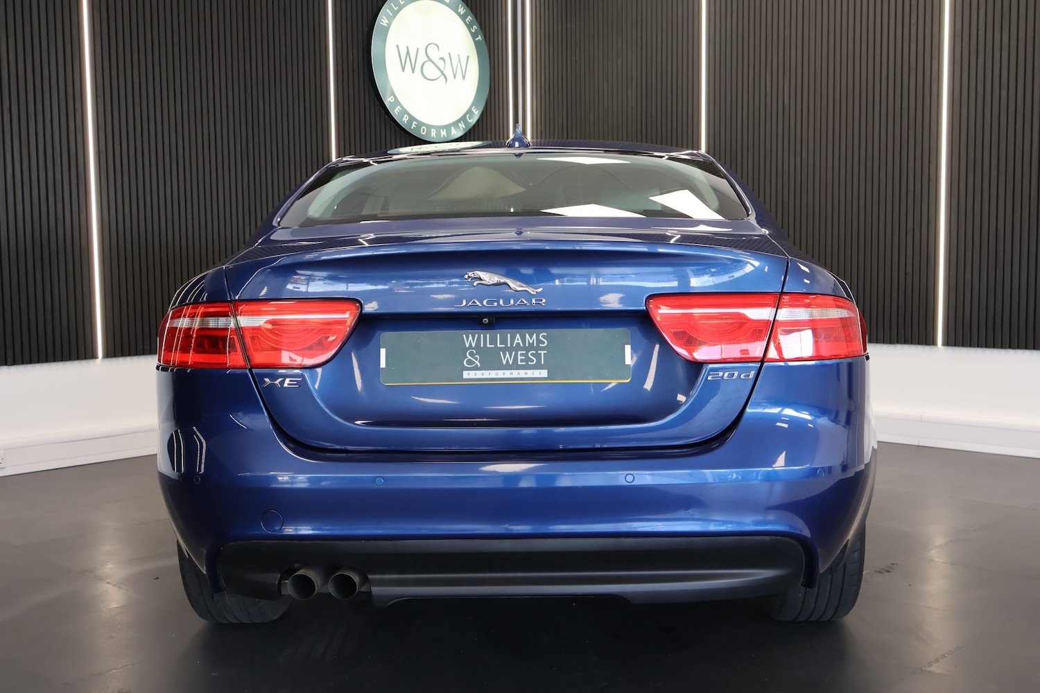 Used Jaguar XE 2015 for sale - 78219619: Photo 10