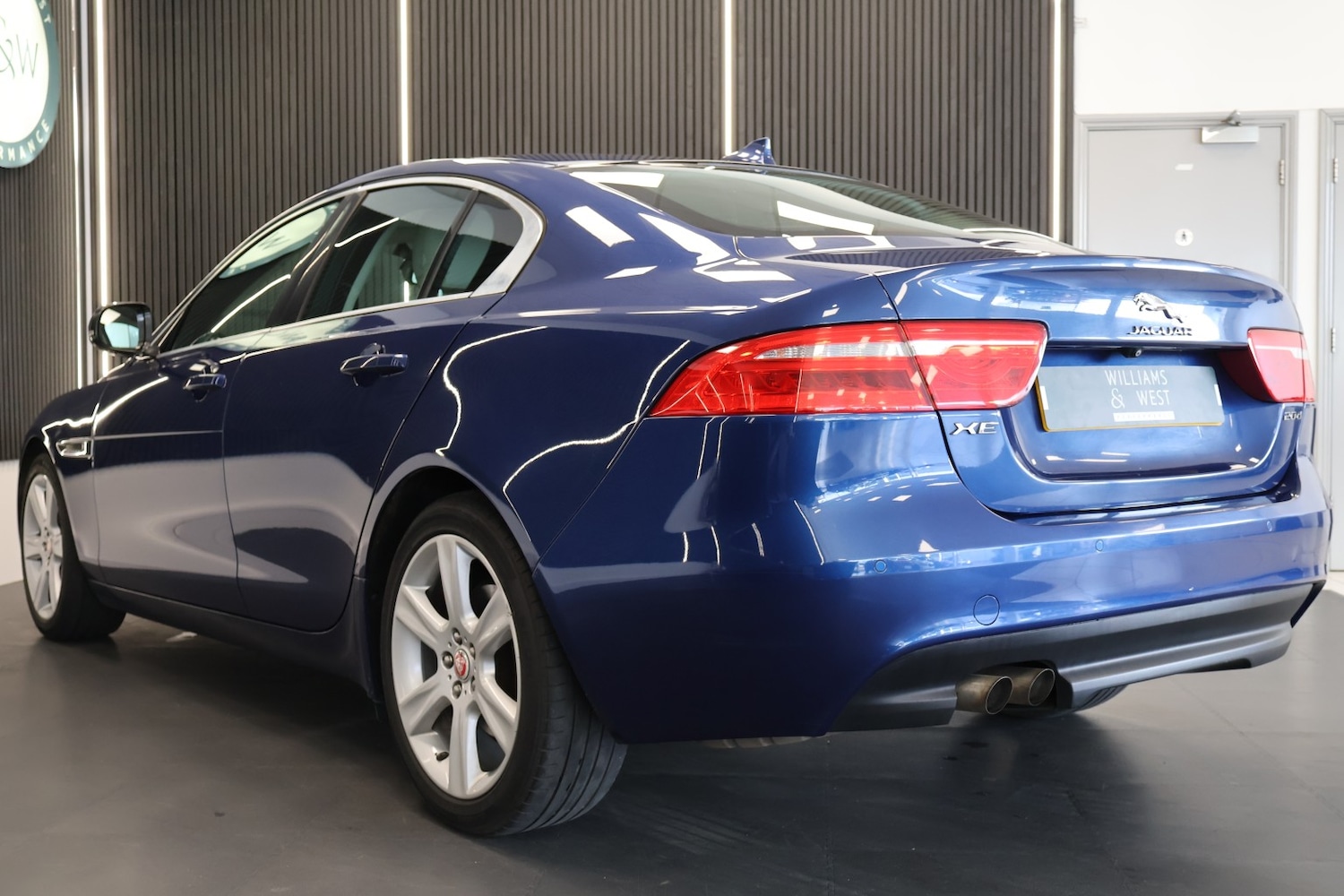 Used Jaguar XE 2015 for sale - 78219619: Photo 13
