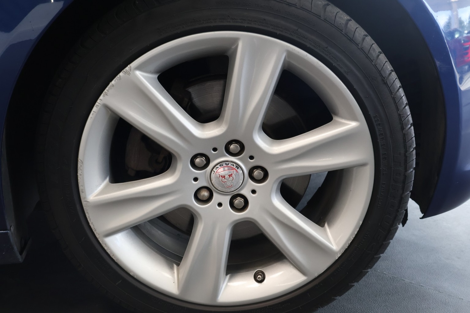 Used Jaguar XE 2015 for sale - 78219619: Photo 43