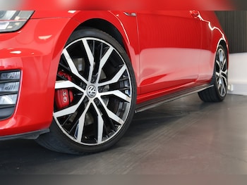 Used Volkswagen Golf 2015 for sale - 79444838: Photo