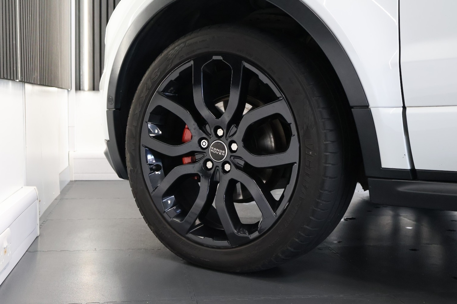 Used Land Rover Range Rover Evoque 2011 for sale - 77681792: Photo 10