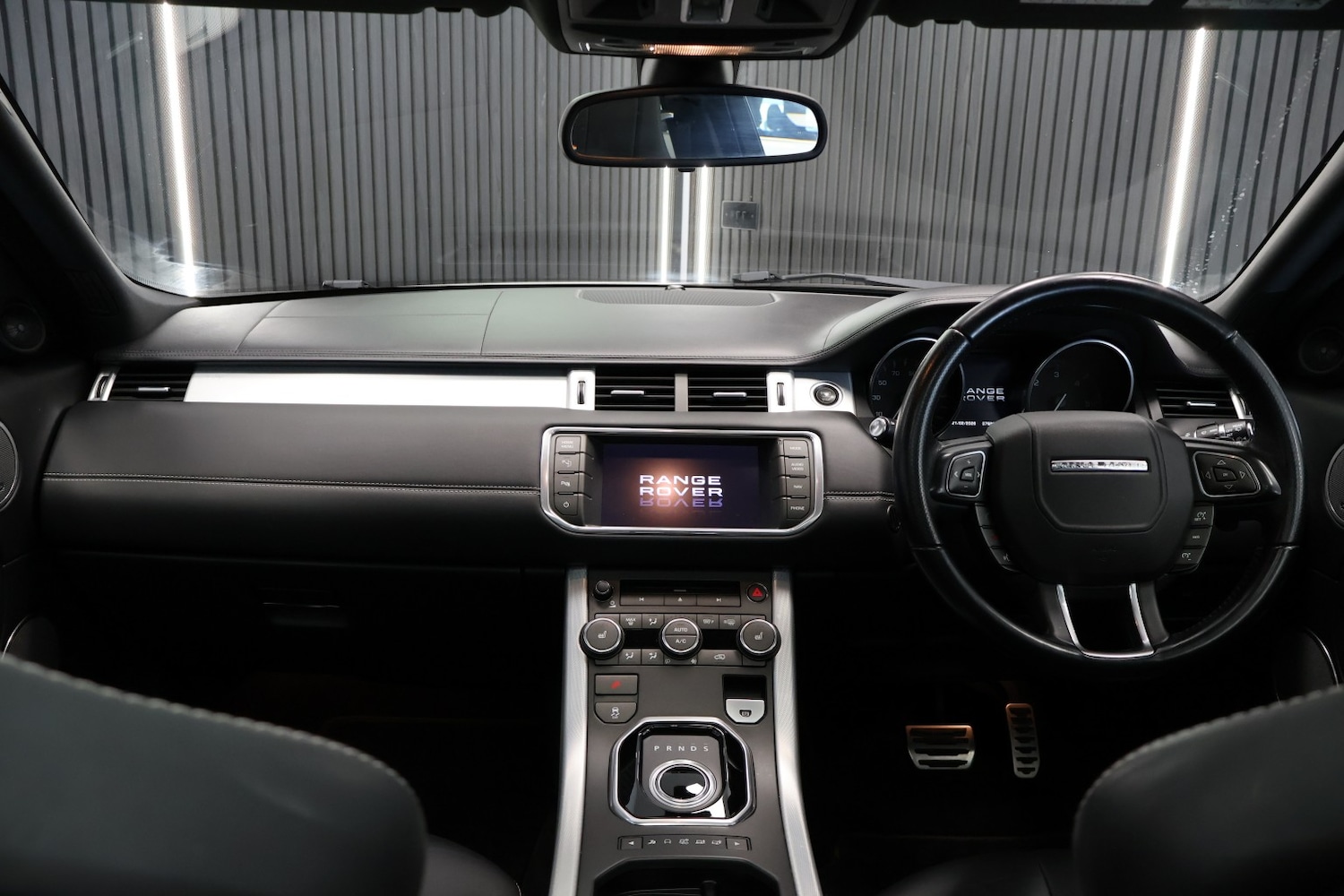 Used Land Rover Range Rover Evoque 2011 for sale - 77681792: Photo 24