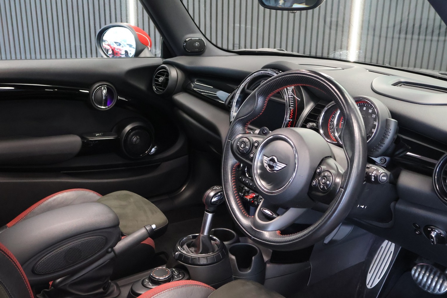 Used MINI Hatch 2017 for sale - 77931273: Photo 24