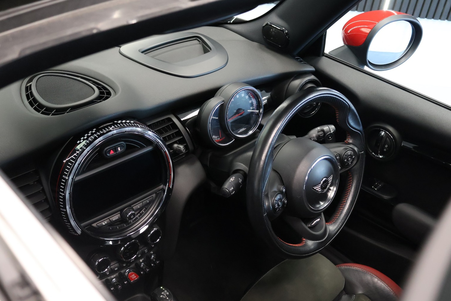 Used MINI Hatch 2017 for sale - 77931273: Photo 31