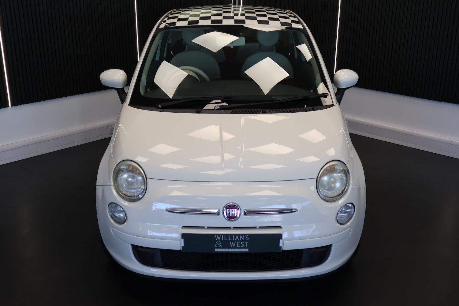 Used Fiat 500 2010 for sale - 77656409: Photo 2