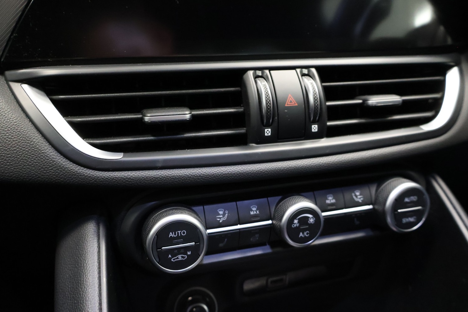 Used Alfa Romeo Giulia 2022 for sale - 77707336: Photo 21