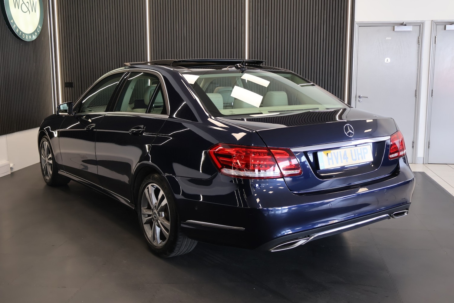 Used Mercedes-Benz E Class 2014 for sale - 78070594: Photo 18