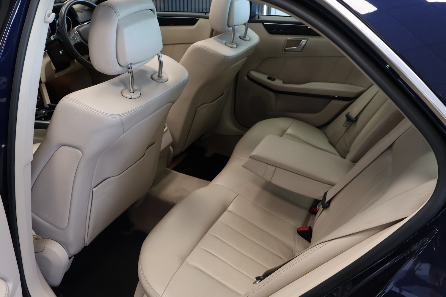 Used Mercedes-Benz E Class 2014 for sale - 78070594: Photo 45