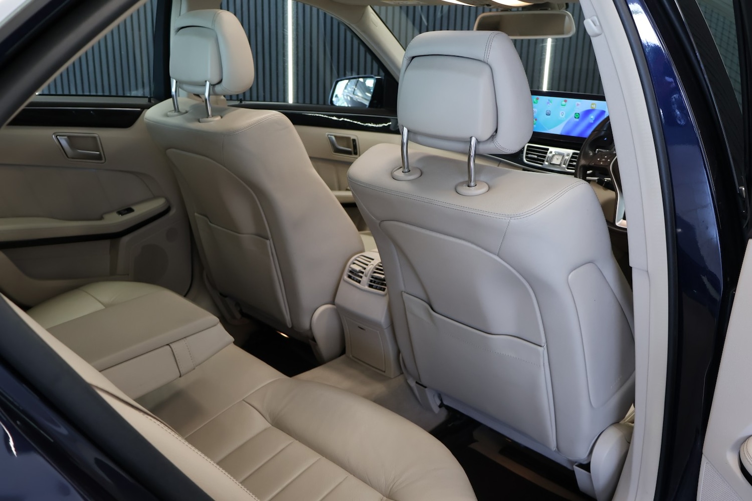 Used Mercedes-Benz E Class 2014 for sale - 78070594: Photo 47