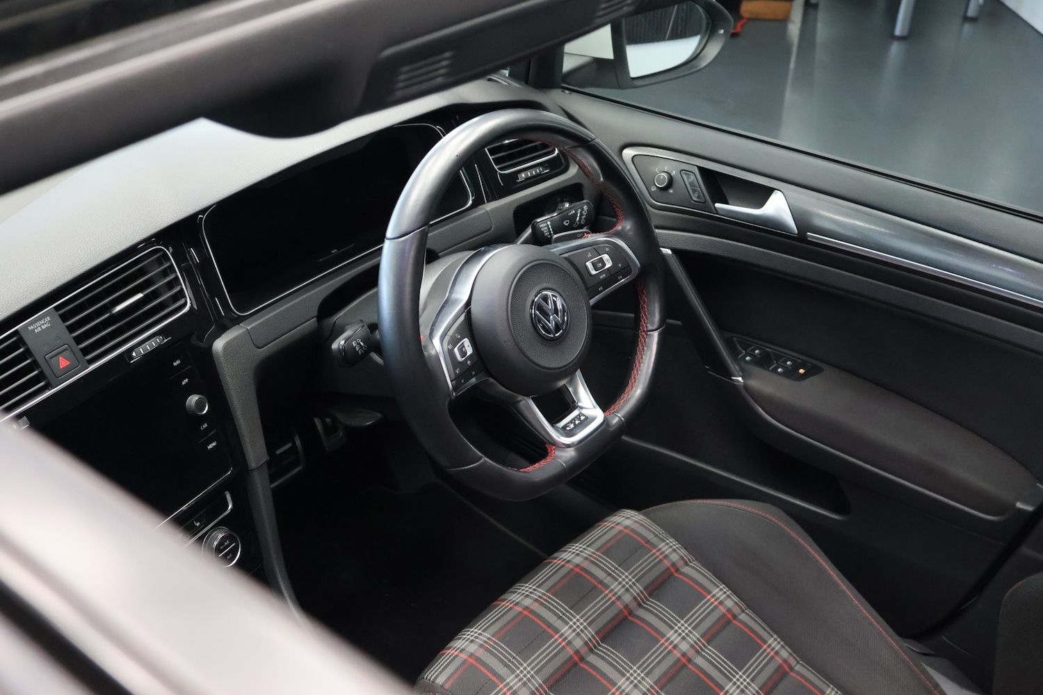 Used Volkswagen Golf 2019 for sale - 77595337: Photo 13