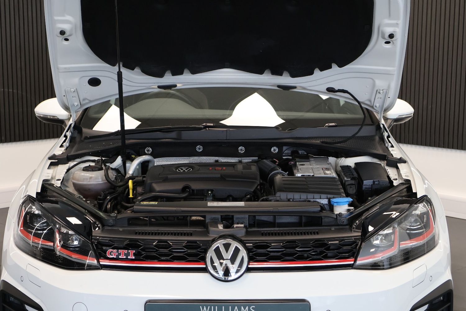 Used Volkswagen Golf 2019 for sale - 77595337: Photo 5