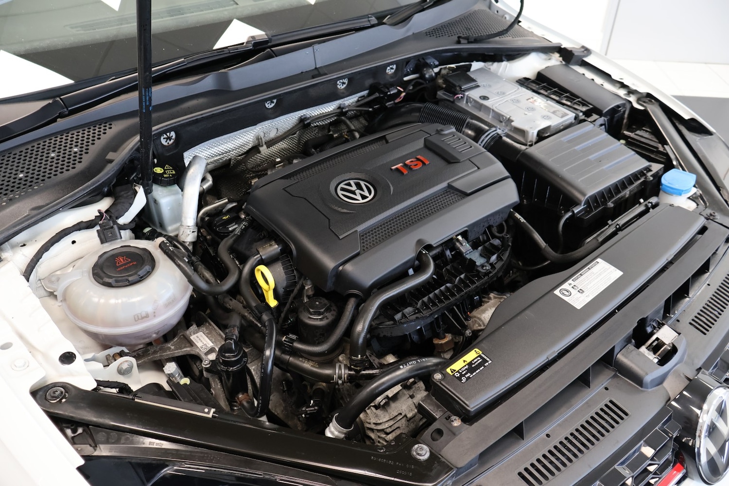 Used Volkswagen Golf 2019 for sale - 77595337: Photo 6