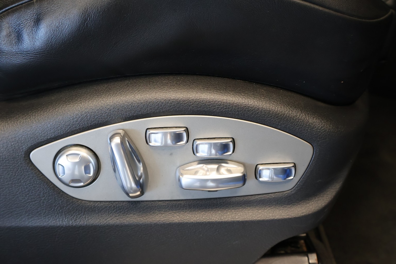 Used Porsche Macan 2015 for sale - 78197994: Photo 30