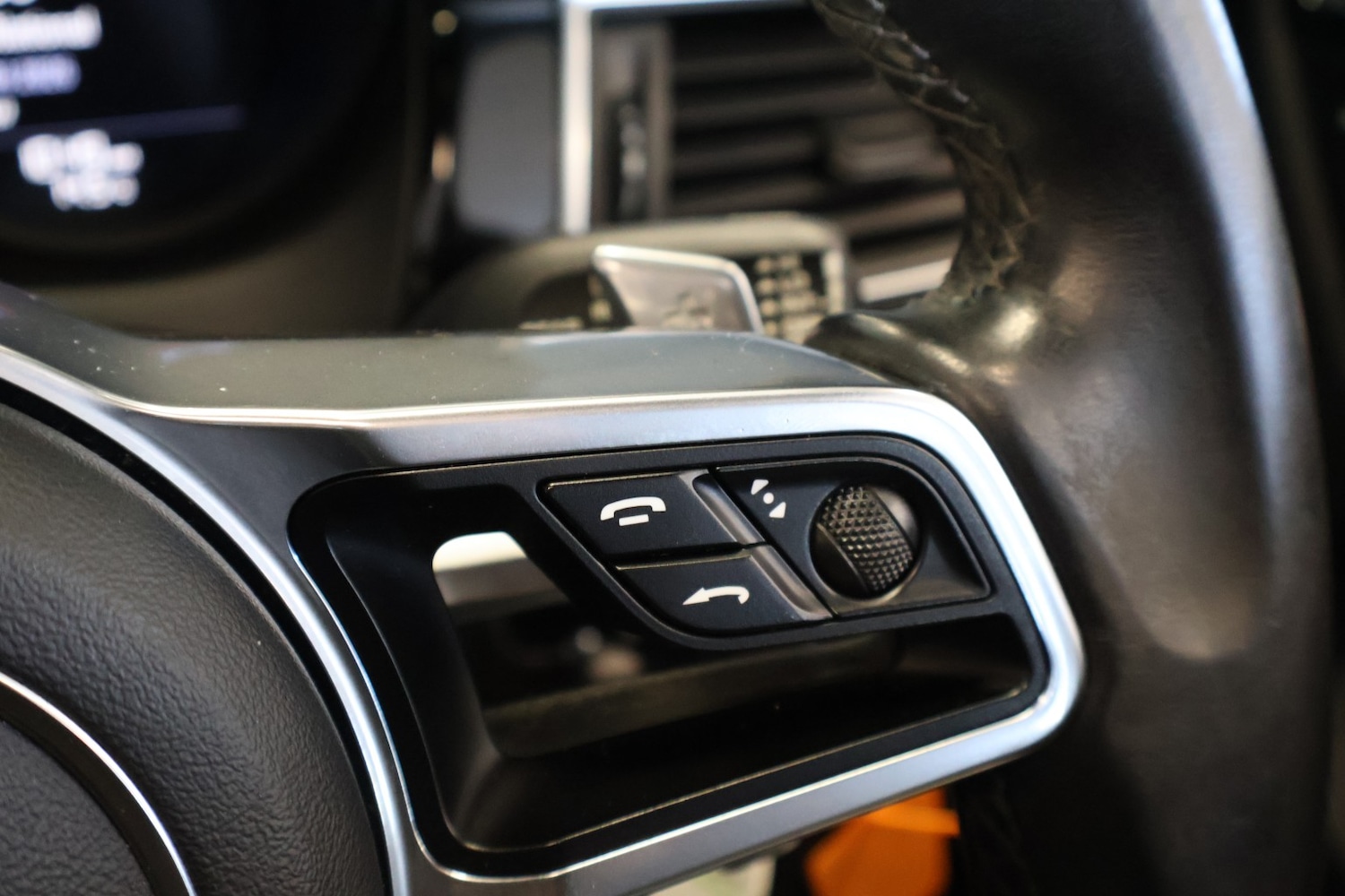 Used Porsche Macan 2015 for sale - 78197994: Photo 38