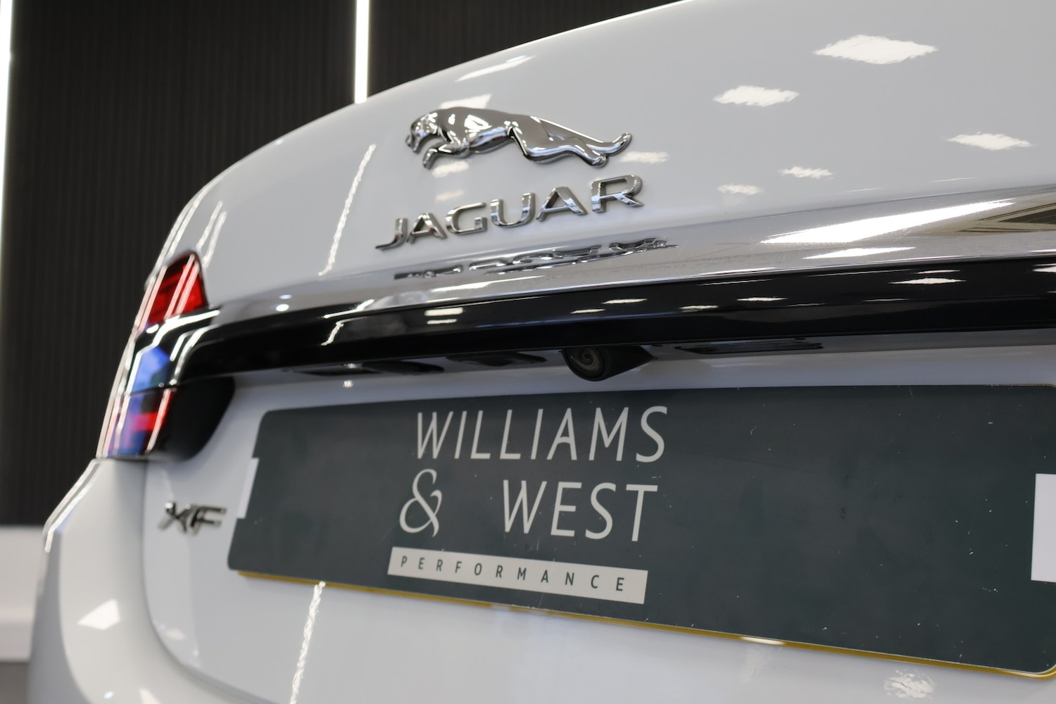 Used Jaguar XF 2015 for sale - 77851357: Photo 17