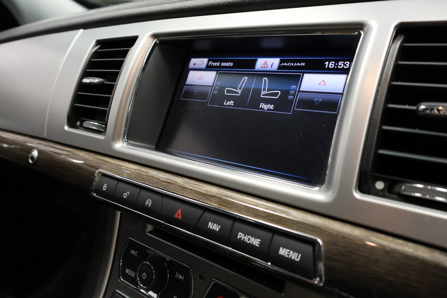 Used Jaguar XF 2015 for sale - 77851357: Photo 35