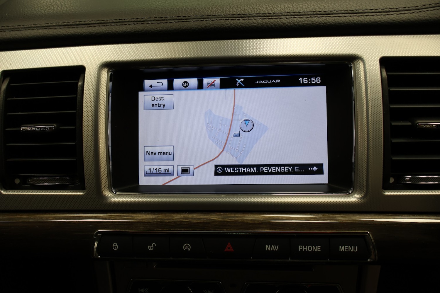 Used Jaguar XF 2015 for sale - 77851357: Photo 37