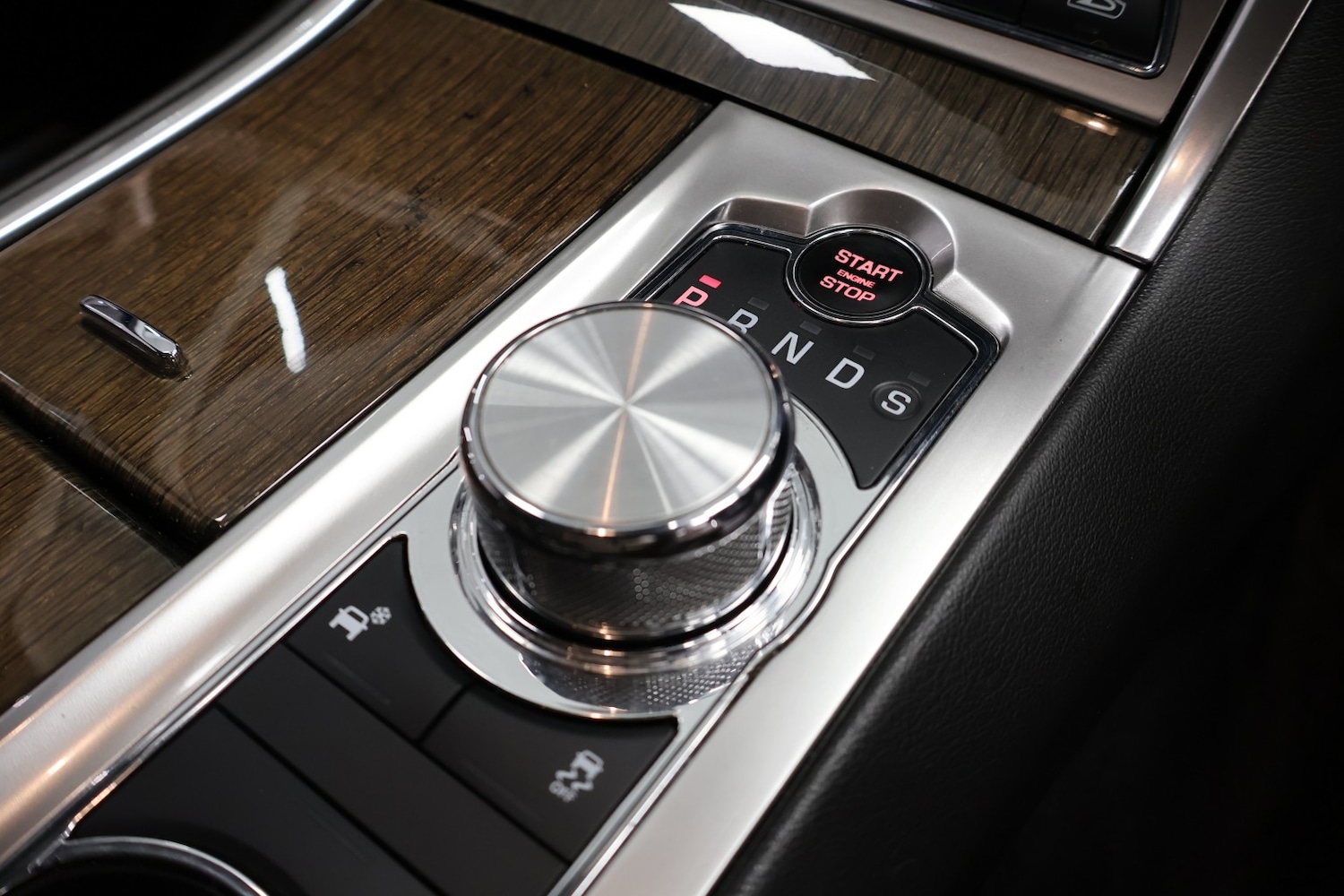 Used Jaguar XF 2015 for sale - 77851357: Photo 42